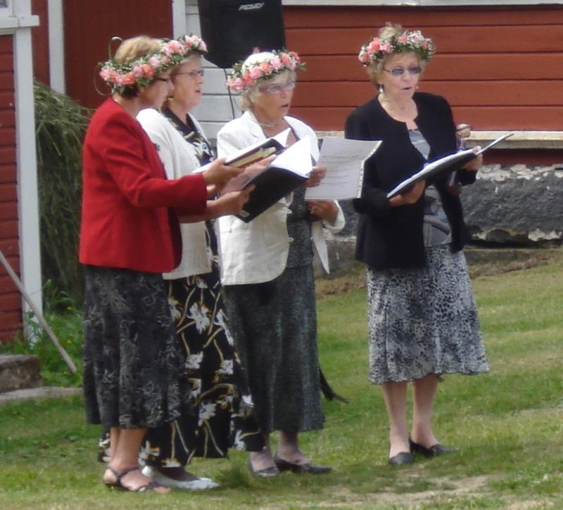 Helaakosken sisarukset / Tuulikki Mattila, Marjatta Karkulahti, Laura Salmela ja Maija-Liisa Haapakoski